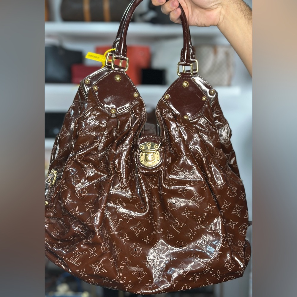 LV Rare Hobo - Picture 1 of 1